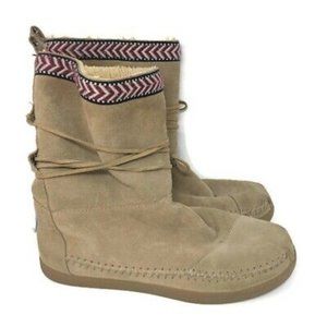 Toms Nepal Womens Beige Suede Faux Shearlin
